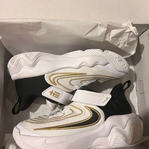 Nike Kids' Giannis Limited Edition